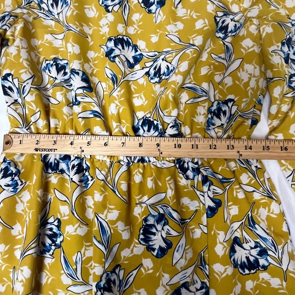 J Crew Short Sleeve Mini Dress Size 8 Tulip Hem Floral Elastic Waist 3/4 Sleeve - Picture 5 of 9